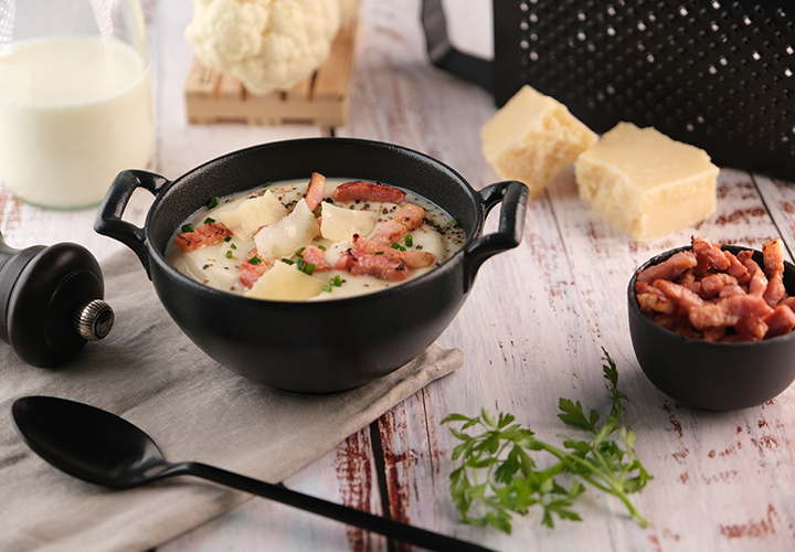Velouté de chou-fleur aux lardons