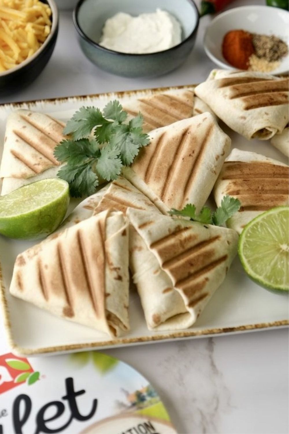 Wraps façon samoussa au poulet et cheddar