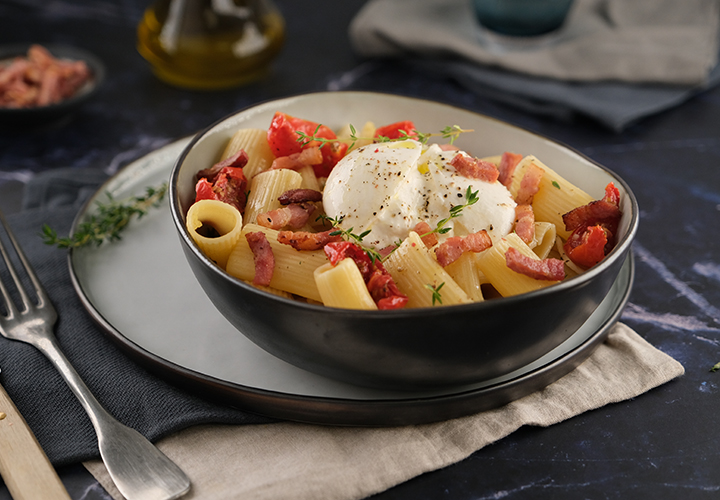 Pâte burrata et lardons