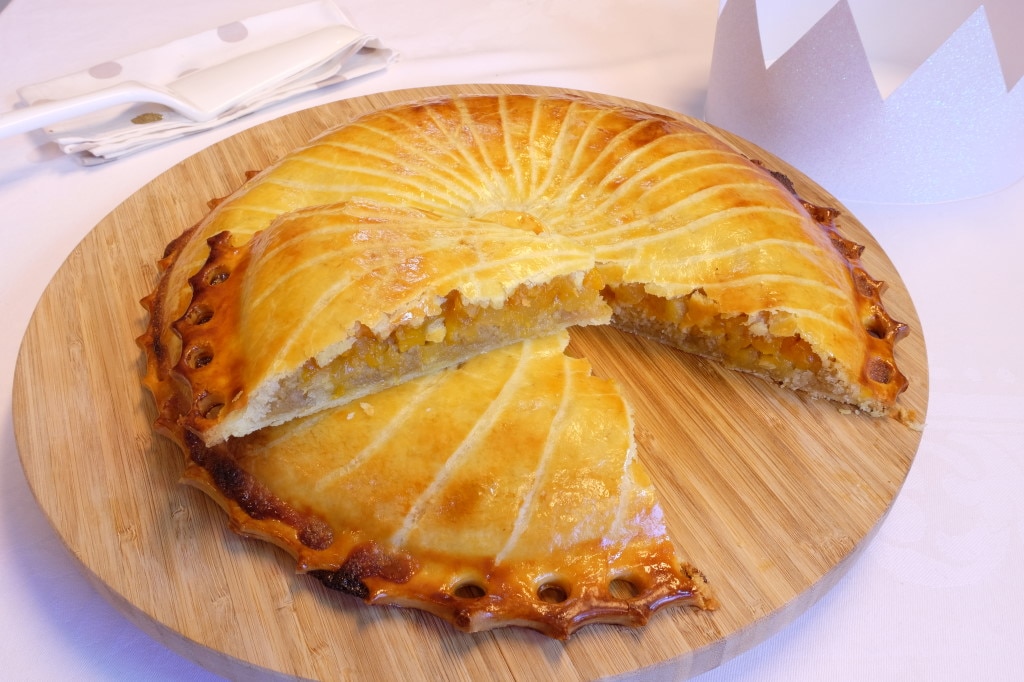 Galette des rois Noix de coco et fruits exotiques