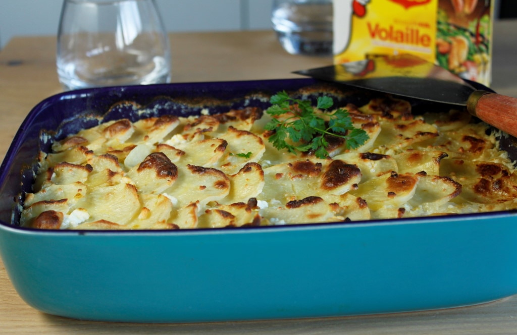 Gratin de pommes de terre aux poireaux, chèvre et bacon