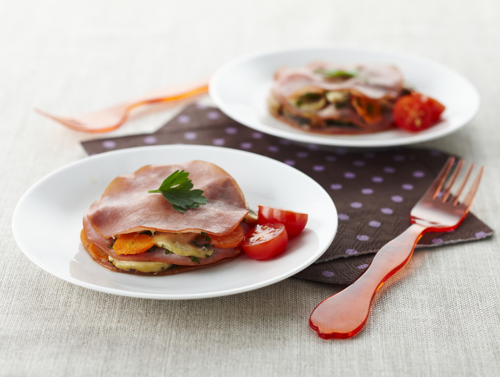 Millefeuilles pour les enfants au bacon et petits légumes