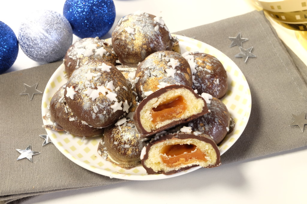 Sablés de Noël: caramel et chocolat