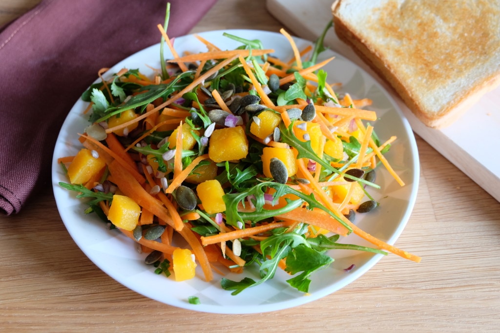 Salade de butternut, carottes et graines de courge
