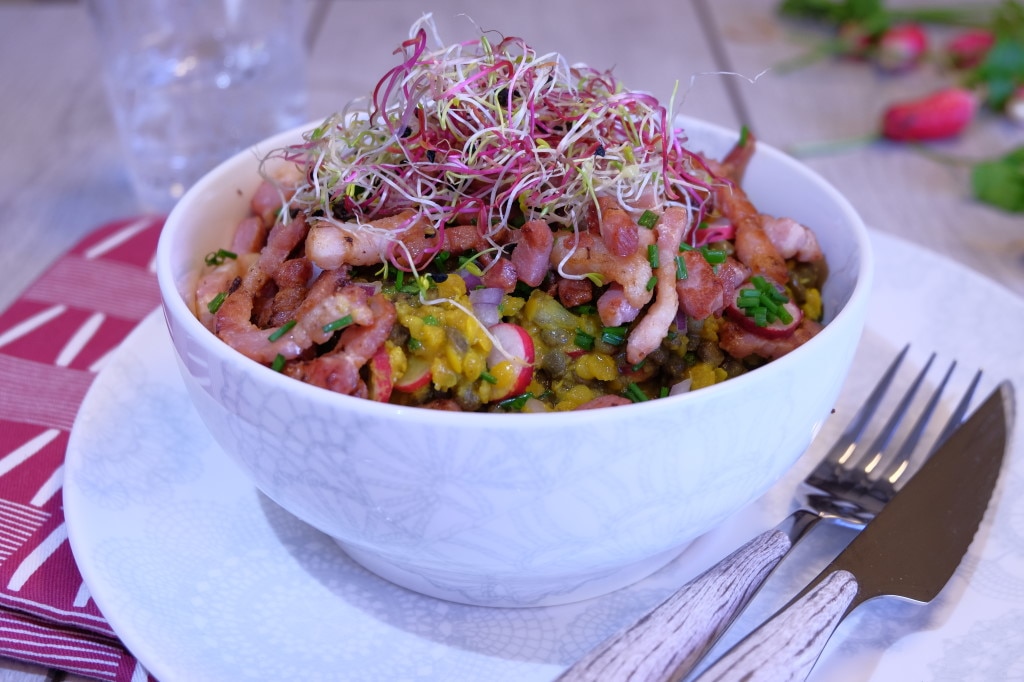 Salade de lentilles et lardons aux graines germées