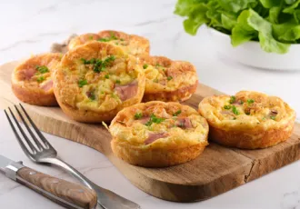 Mini omelette jambon fromage