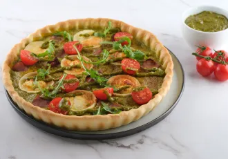 TARTE AU PESTO, JAMBON ET FROMAGE DE CHÈVRE