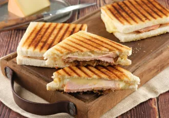 Croque-Monsieur Jambon Fumé Raclette