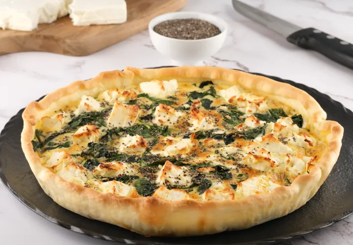 Tarte salée aux épinards, féta et graines de chia 